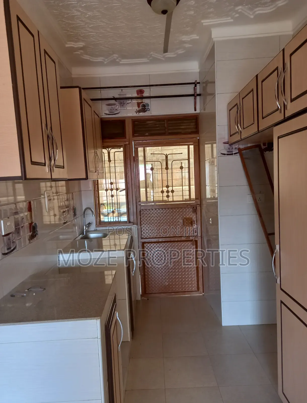 2bdrm Bungalow in Kyaliwajala Agenda., Central Division for rent in Central Division