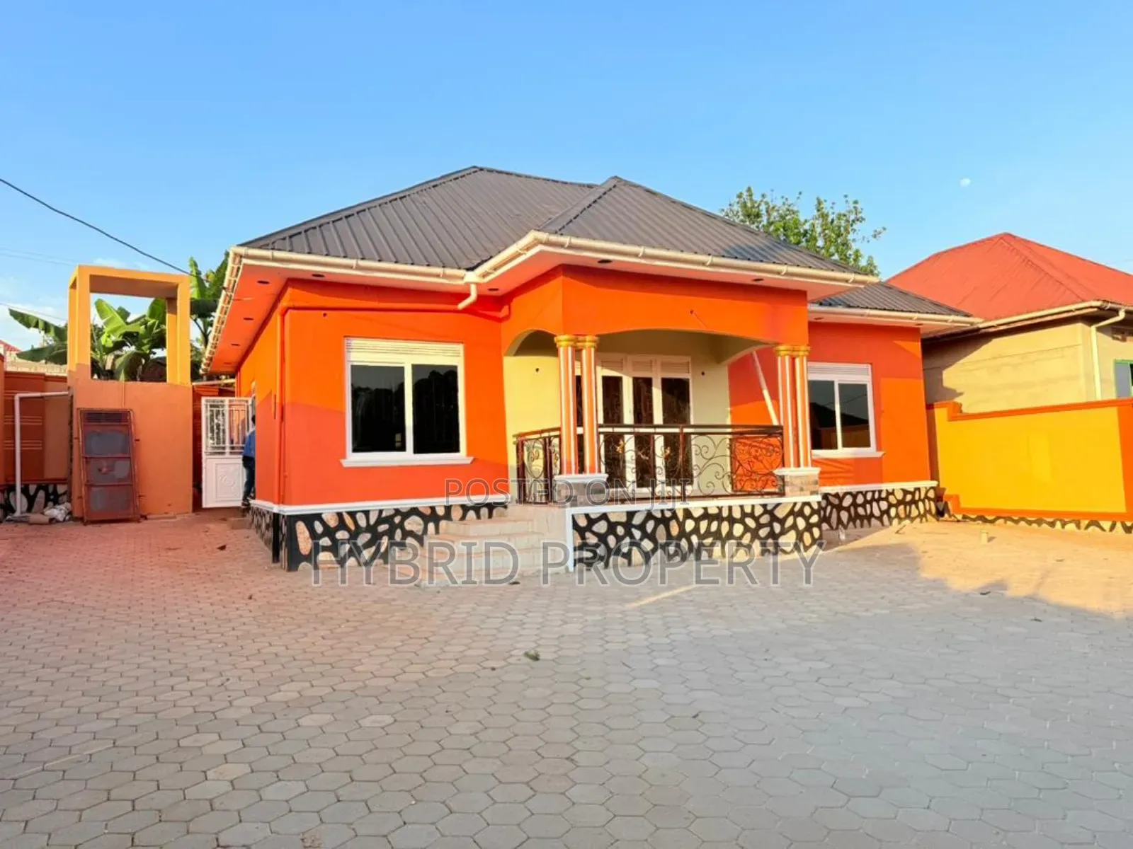 3bdrm House in Buloba Along Mityana for sale in Wakiso / Wakiso