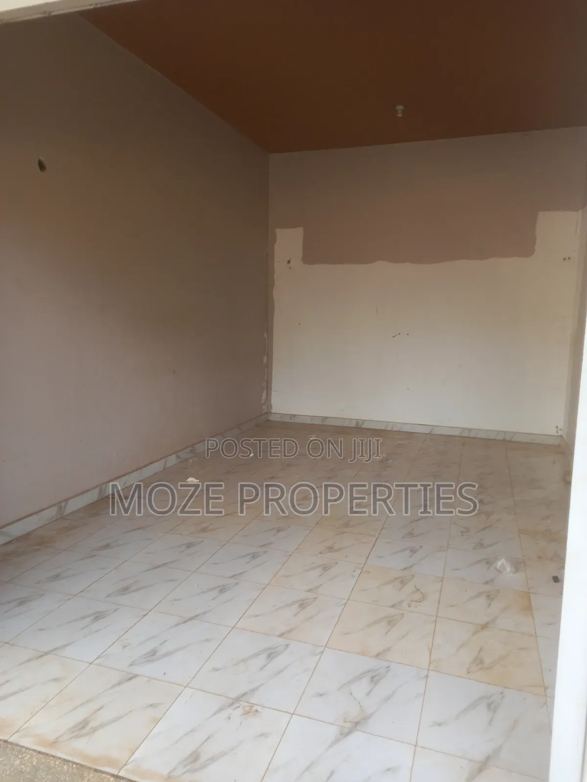 New Empty Shop for Rent in Kireka on Namugongo Road. in Central Division