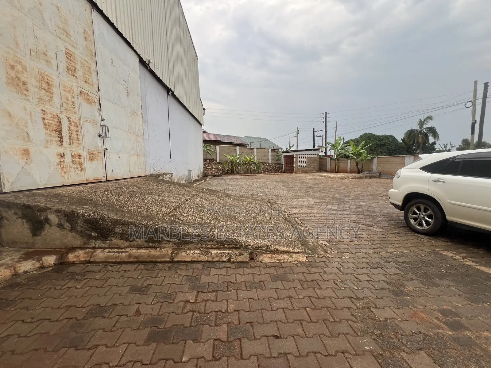 Warehouse for Rent in Mbuya, 1000sqms in Central Division