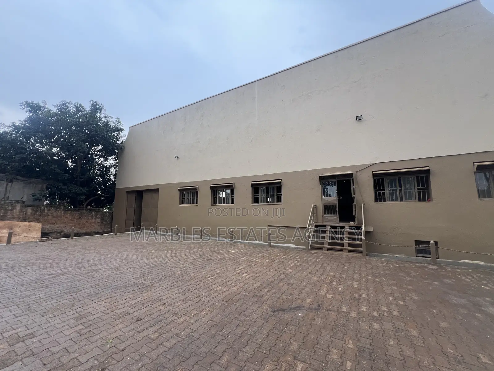 Warehouse in Kyambogo 1720sqms in Central Division