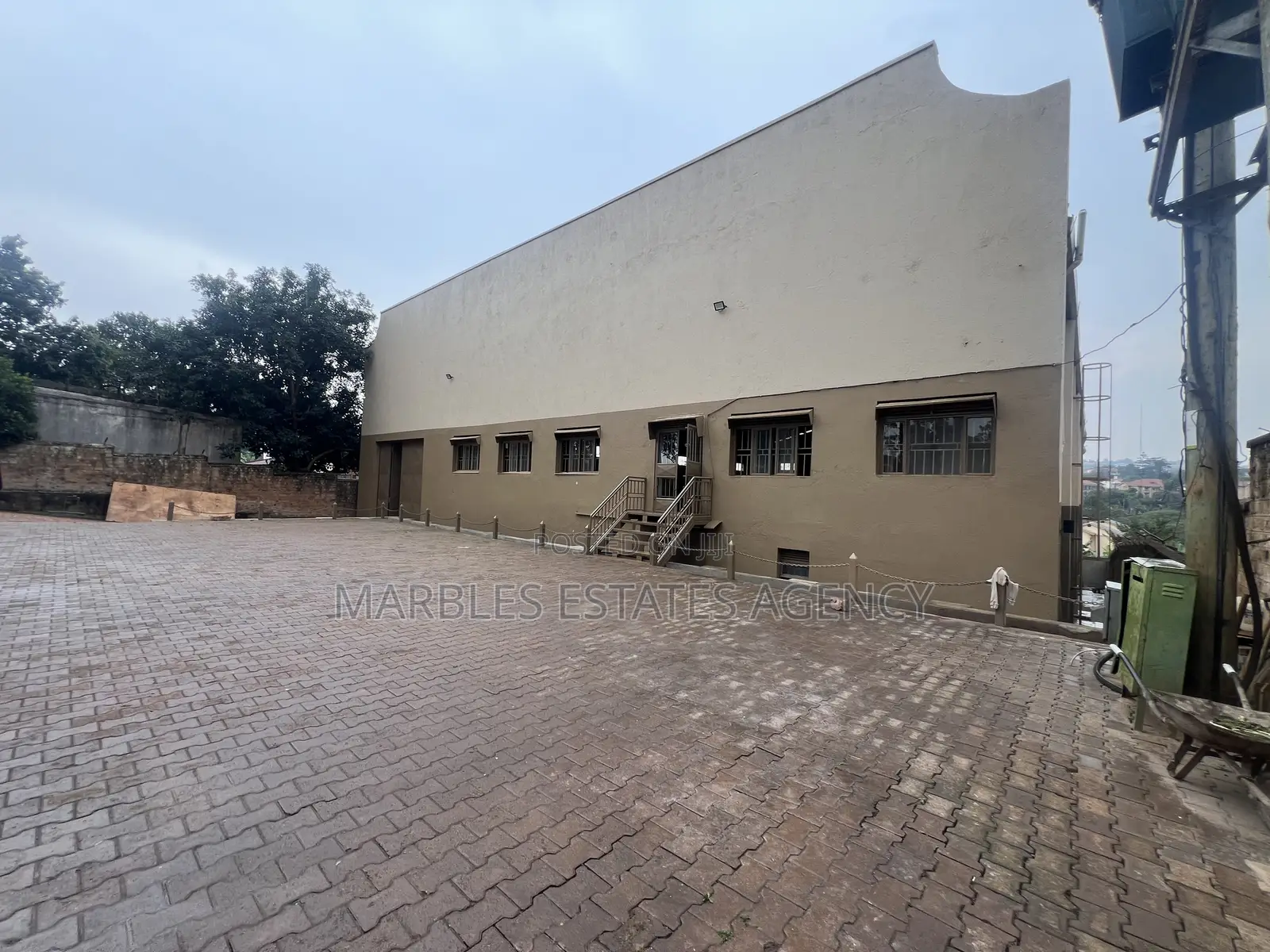 Warehouse in Kyambogo 1720sqms in Central Division