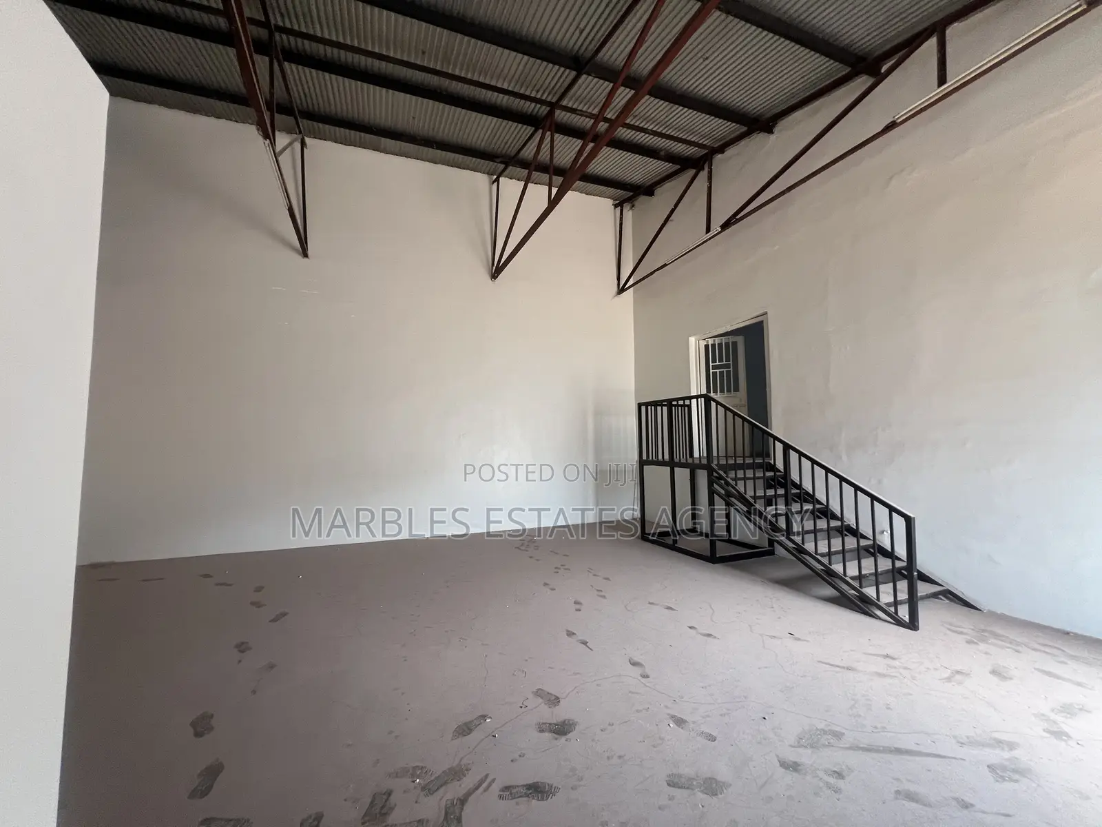 Warehouse for Rent 211sqms in Central Division