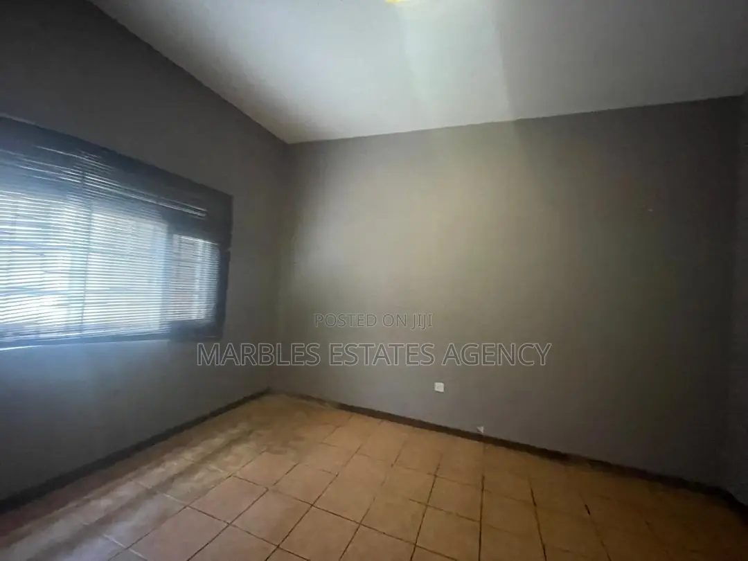 Office Space for Rent 250sqms in Central Division