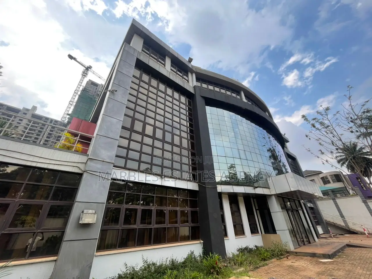 Office Space for Rent 2900sqms in Central Division