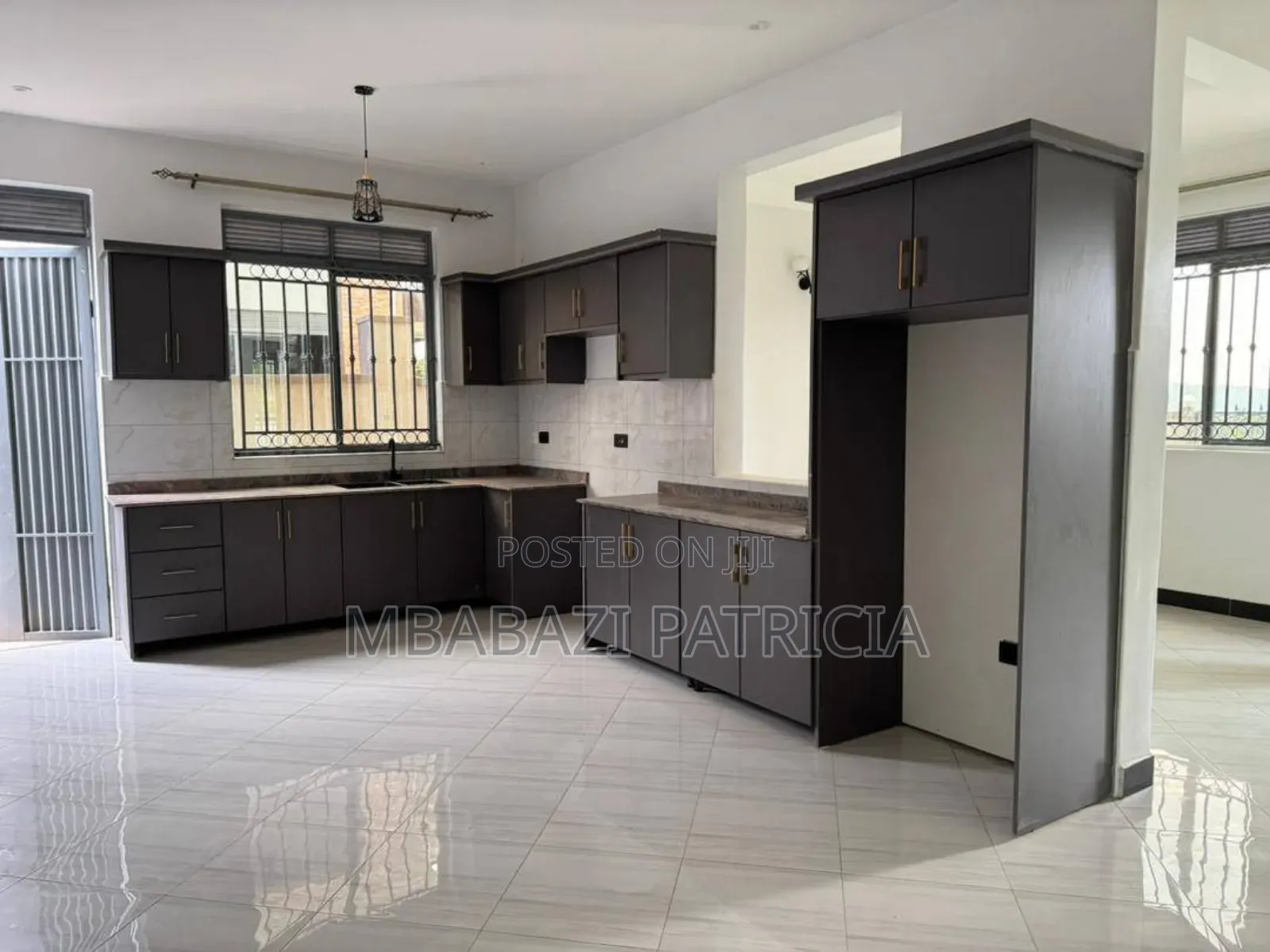 6bdrm House in Najjera Area, Makindye for sale in Makindye