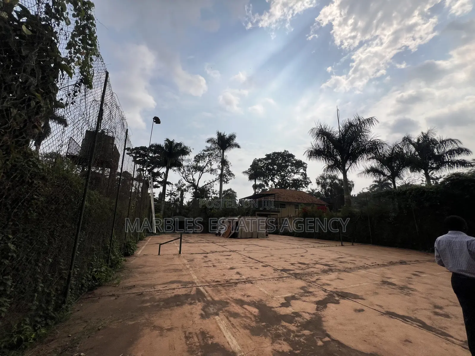 Land for Sale in Kololo 70 Decimals in Central Division