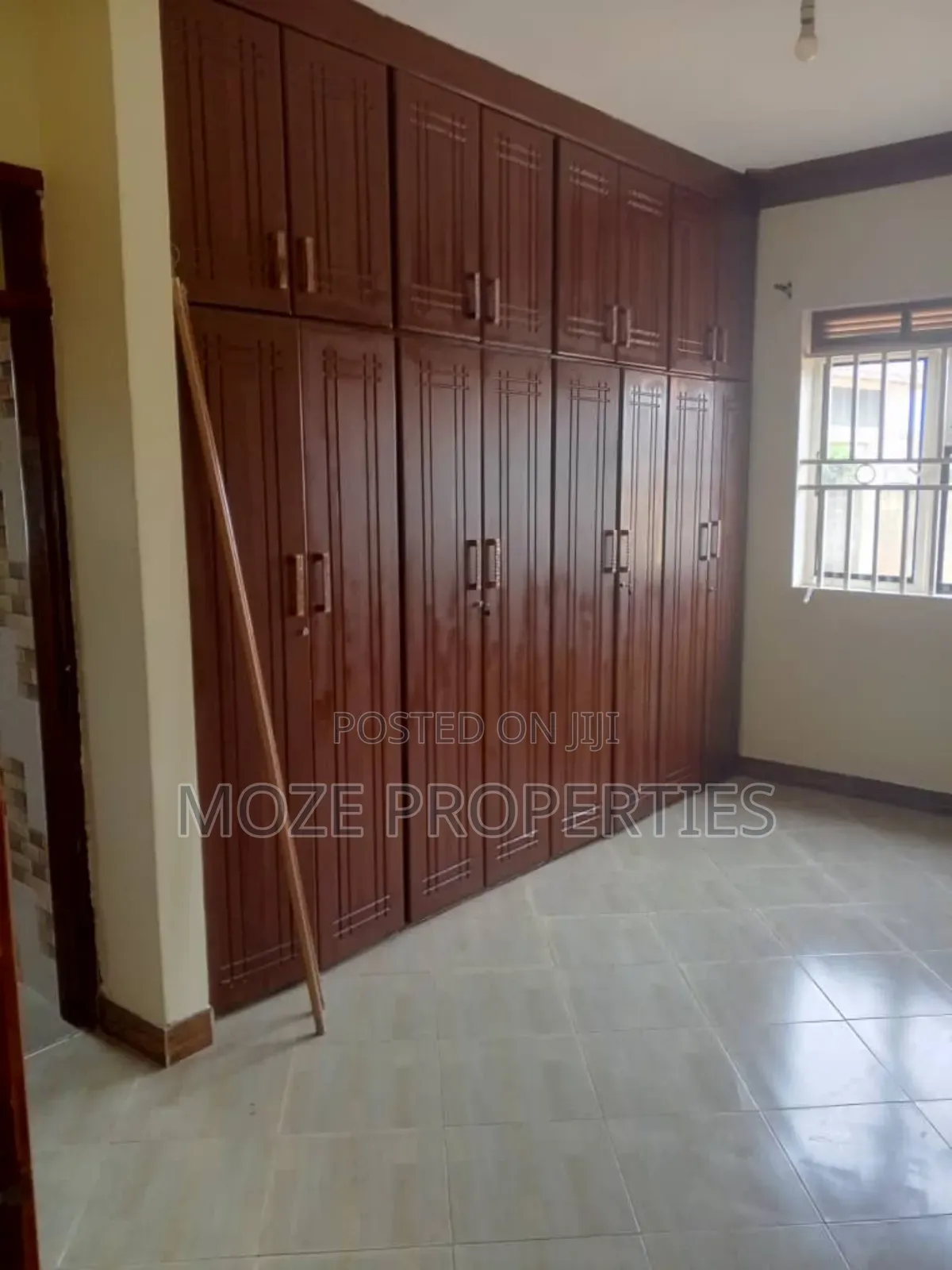 3bdrm Bungalow in Bweyogerere, Central Division for rent in Central Division