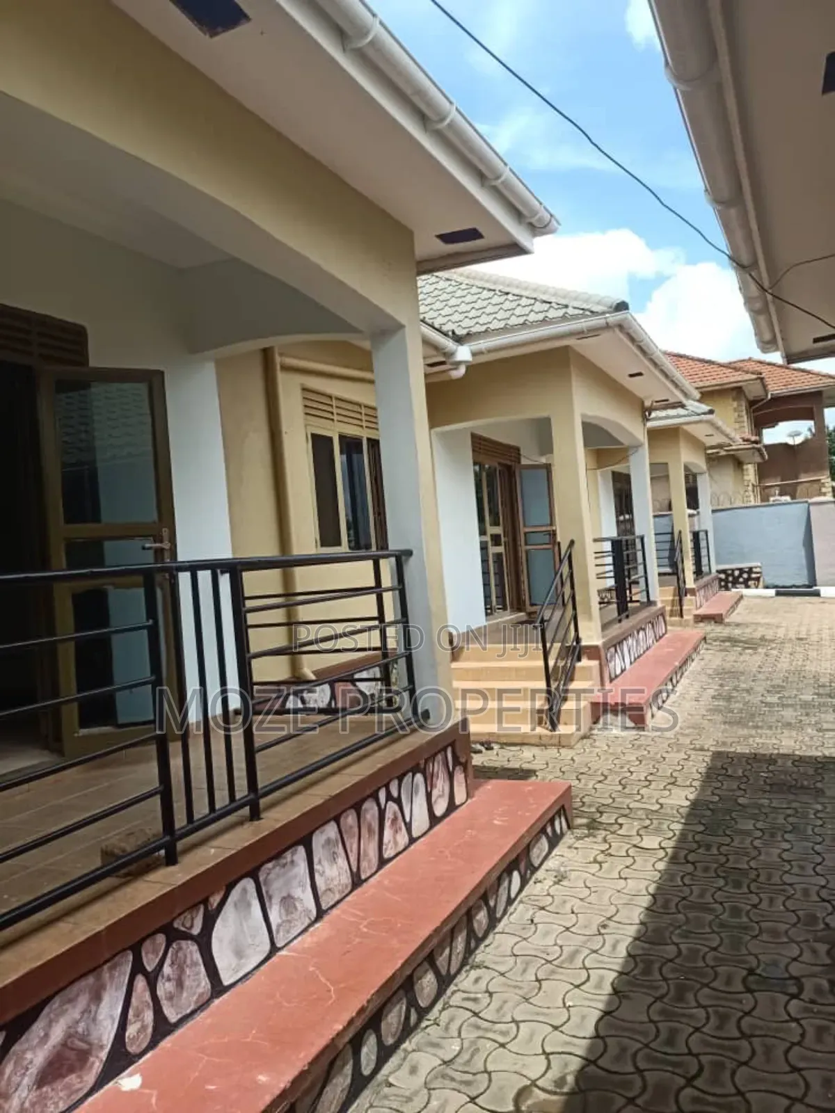 2bdrm Bungalow in Mutungo Biina, Central Division for rent in Central Division