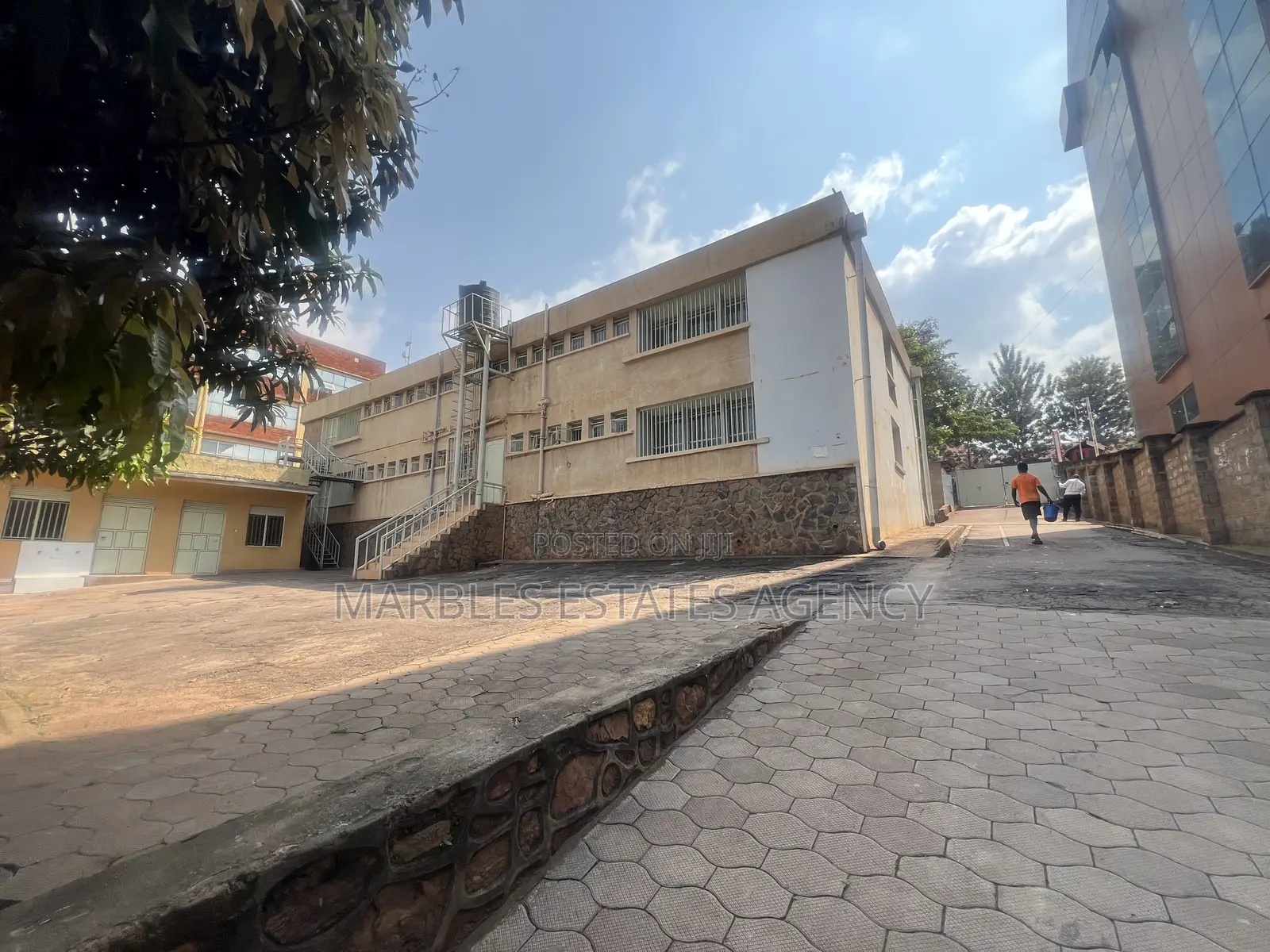 Office Space and Warehouse for Rent 1,100 SQMS Bombo Road in Central Division