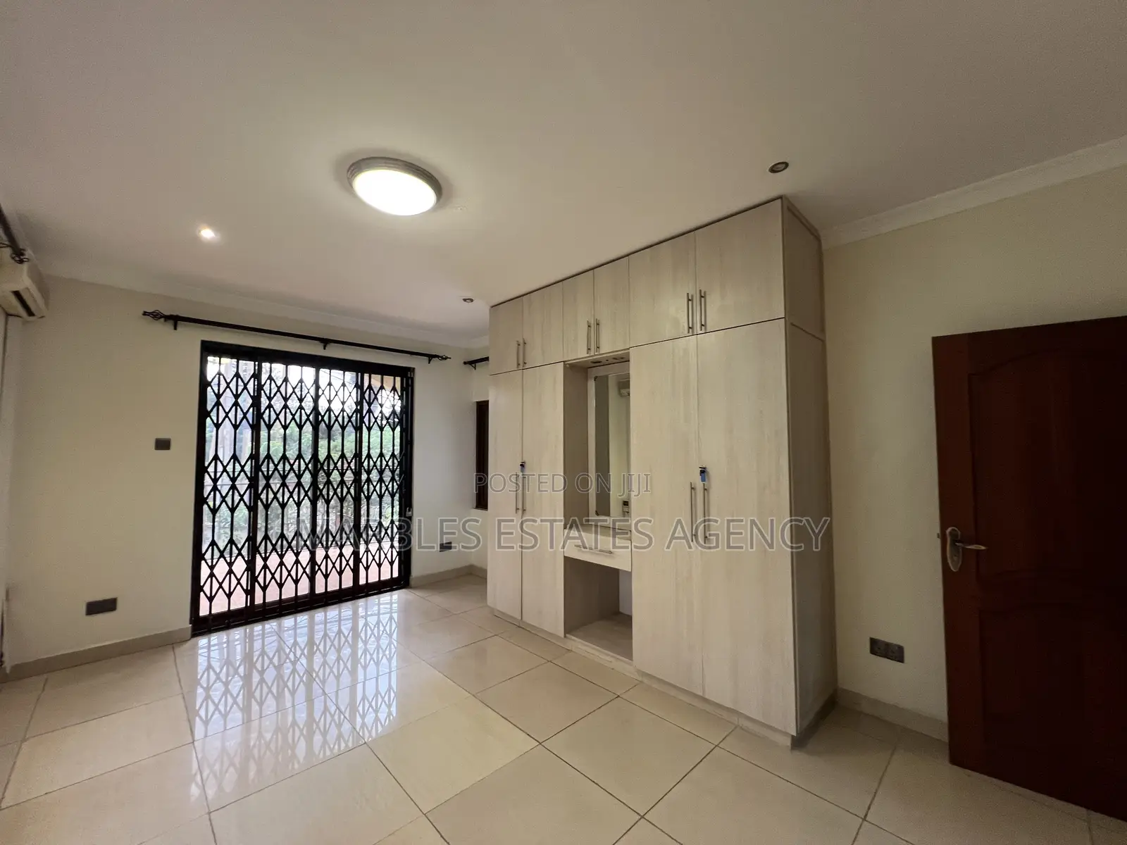 10bdrm House in Naguru Estate, Central Division for sale in Central Division
