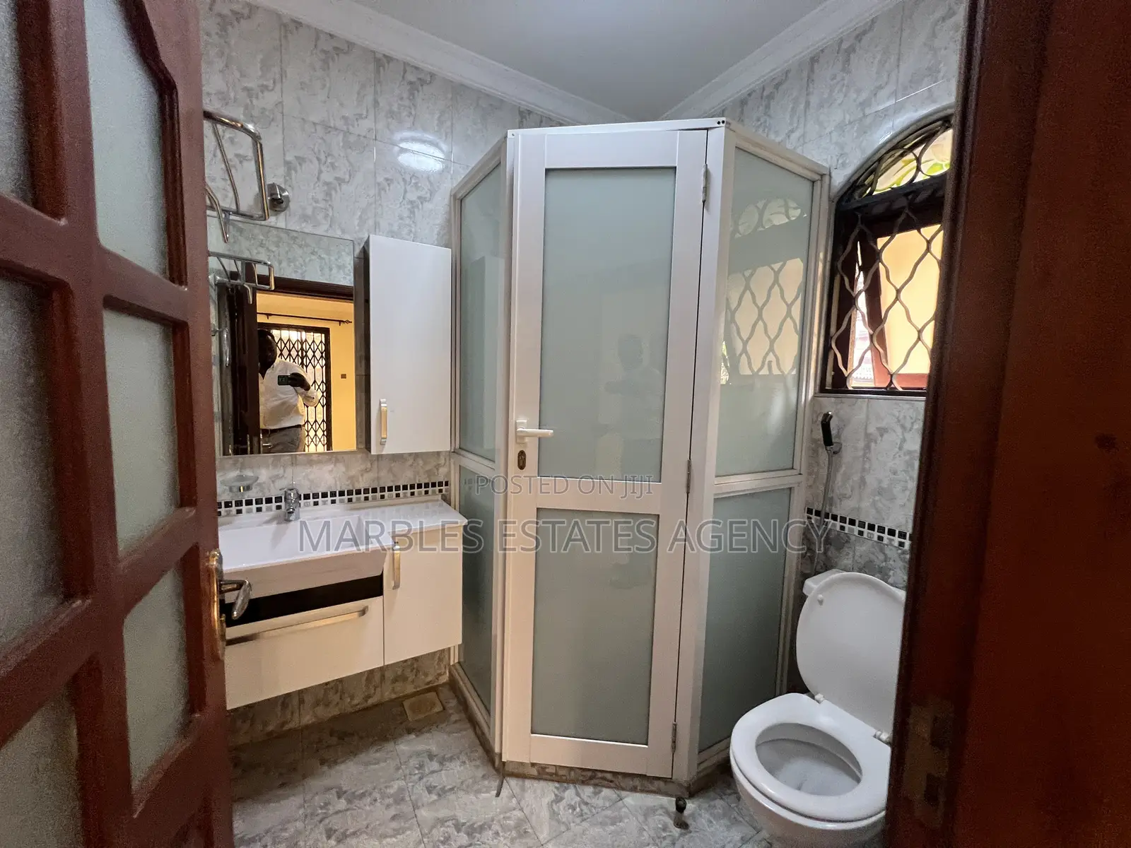 10bdrm House in Naguru Estate, Central Division for sale in Central Division