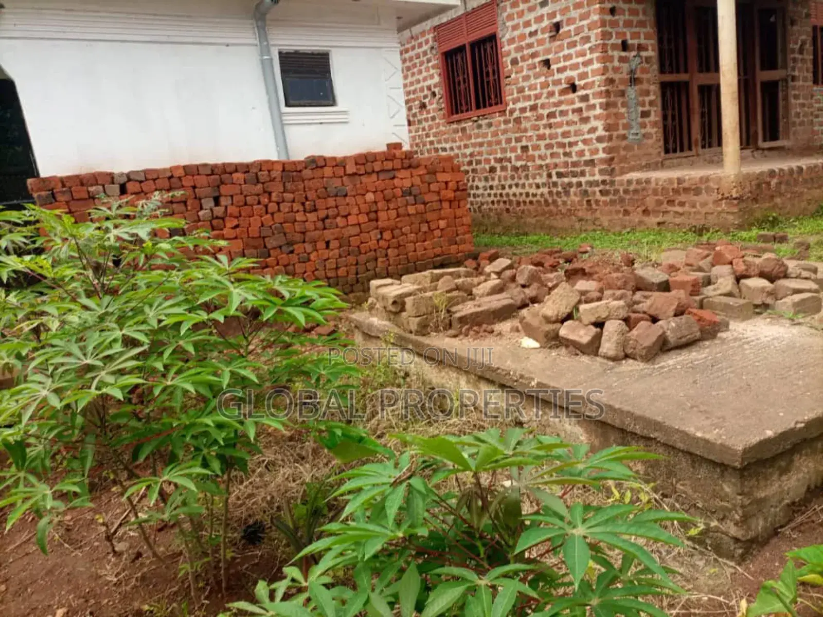 3bdrm Bungalow in Bukerere Estate, Central Division for sale in Central Division