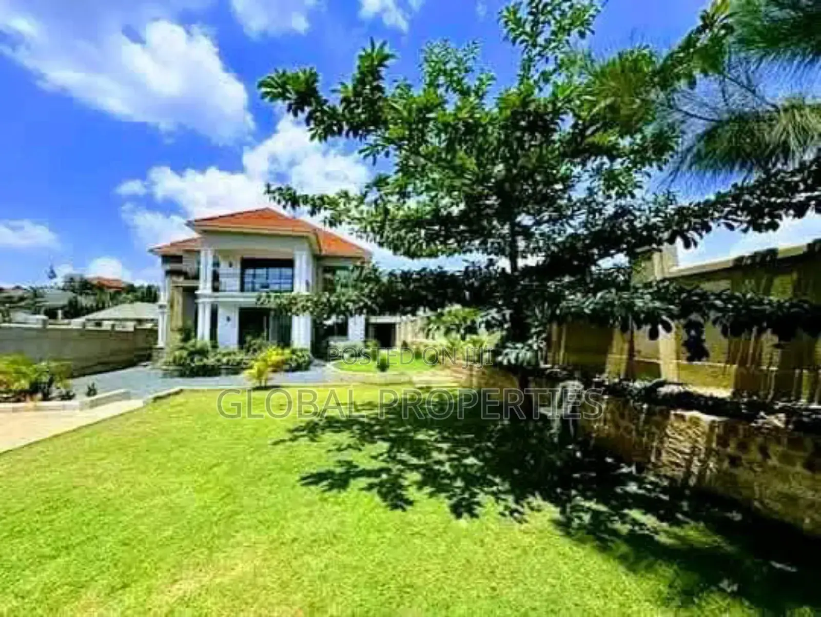 4bdrm Apartment in Bulindo Estate, Central Division for sale in Central Division