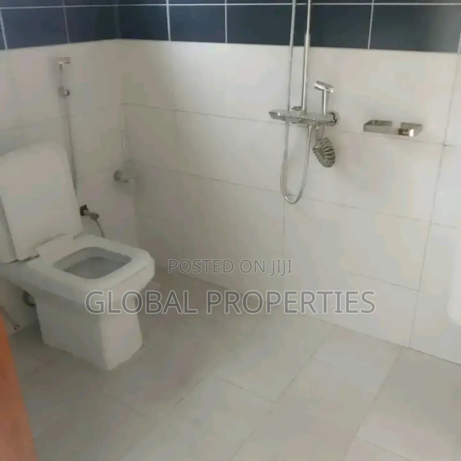 4bdrm Bungalow in Ssonde Estate, Central Division for sale in Central Division