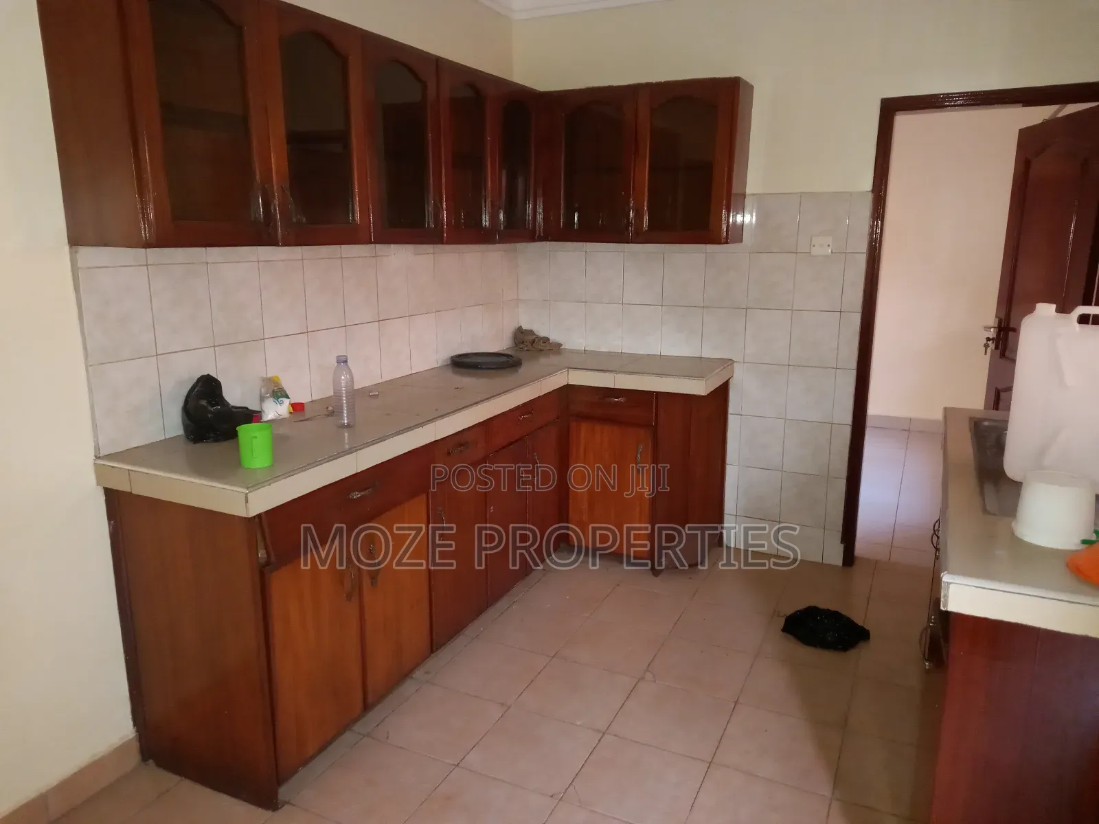 3bdrm Bungalow in Bweyogerere , Central Division for rent in Central Division