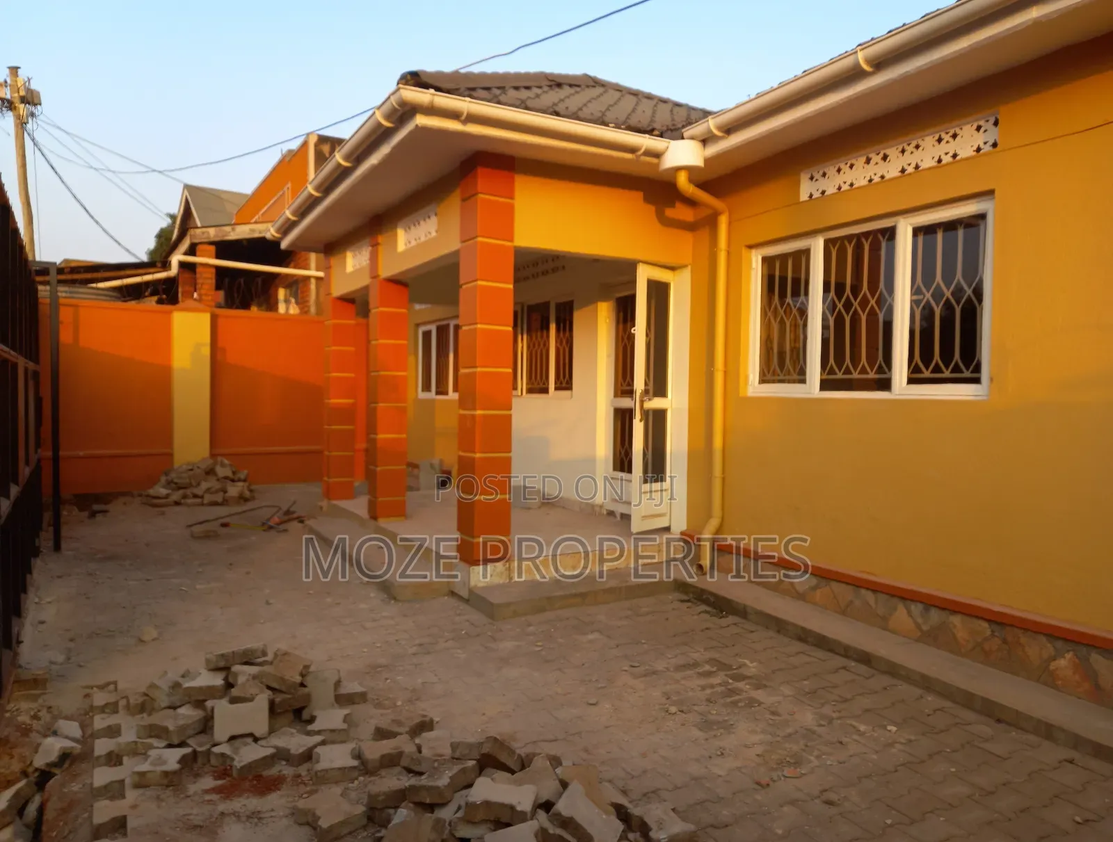 3bdrm Bungalow in Bweyogerere , Central Division for rent in Central Division