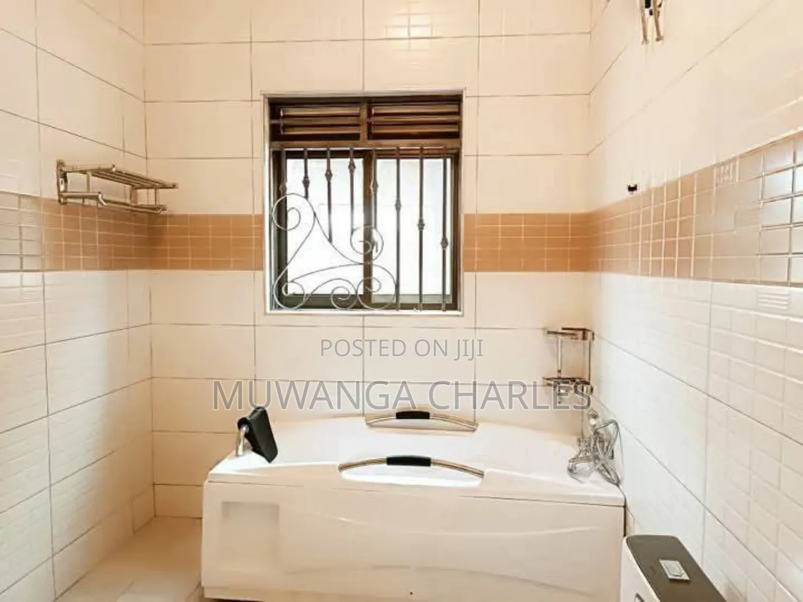 4bdrm Bungalow in Fs Properties Ltd, Wakiso / Wakiso for sale in Wakiso / Wakiso