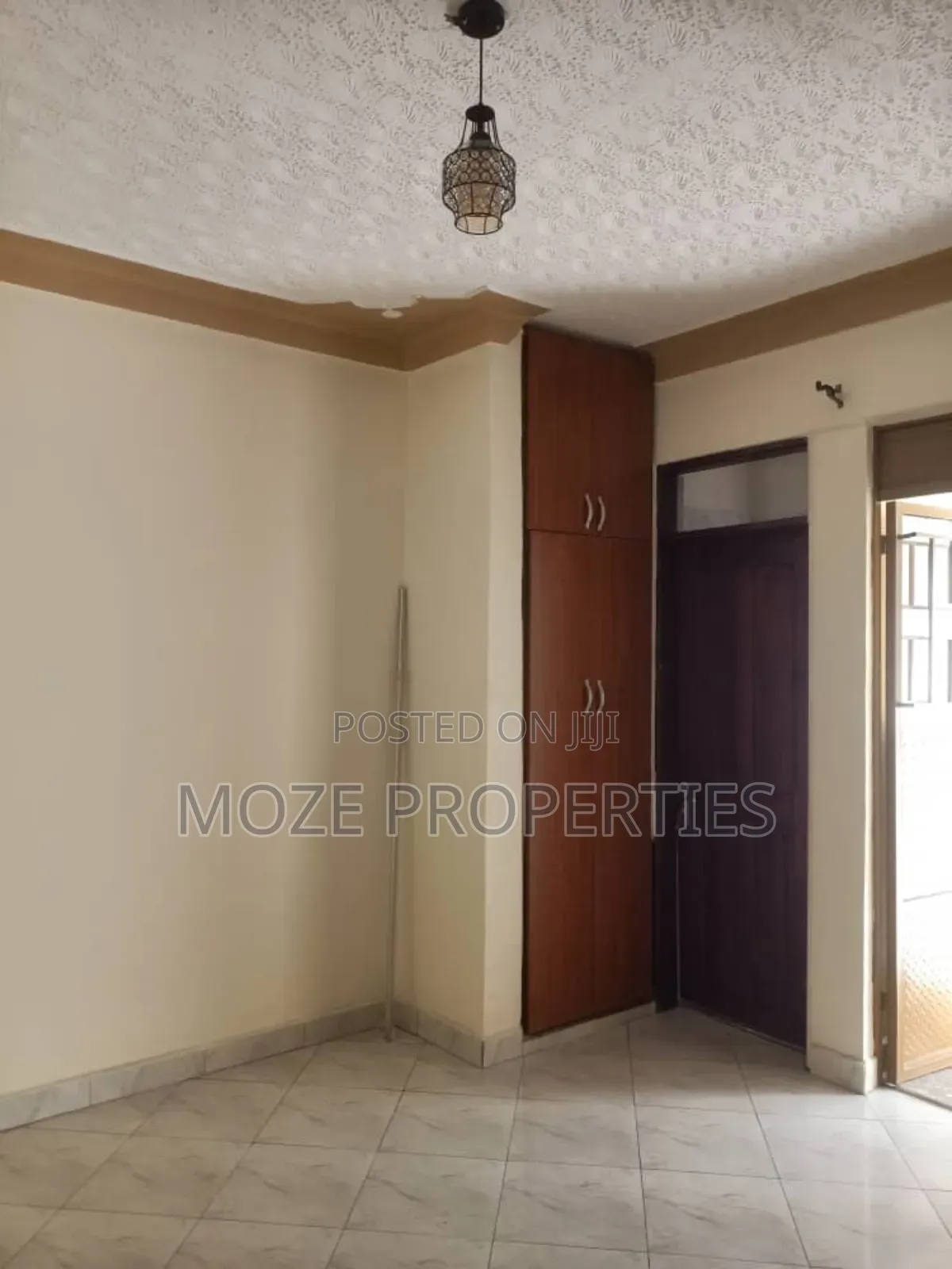 Studio Apartment in Mutungo Luzila, Central Division for rent in Central Division