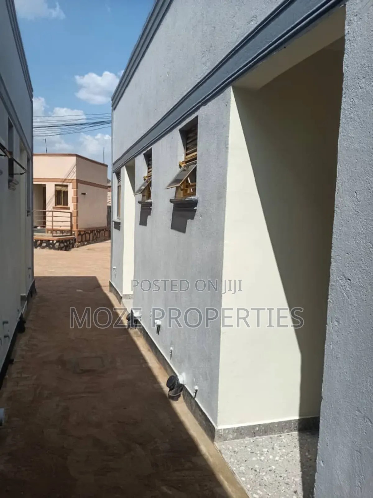 Studio Apartment in Mutungo Luzila, Central Division for rent in Central Division