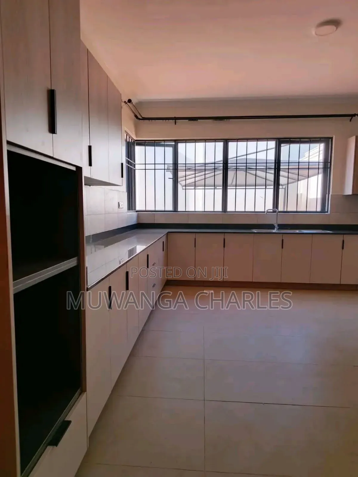 5bdrm Duplex in Fs Properties Ltd, Central Division for rent in Central Division