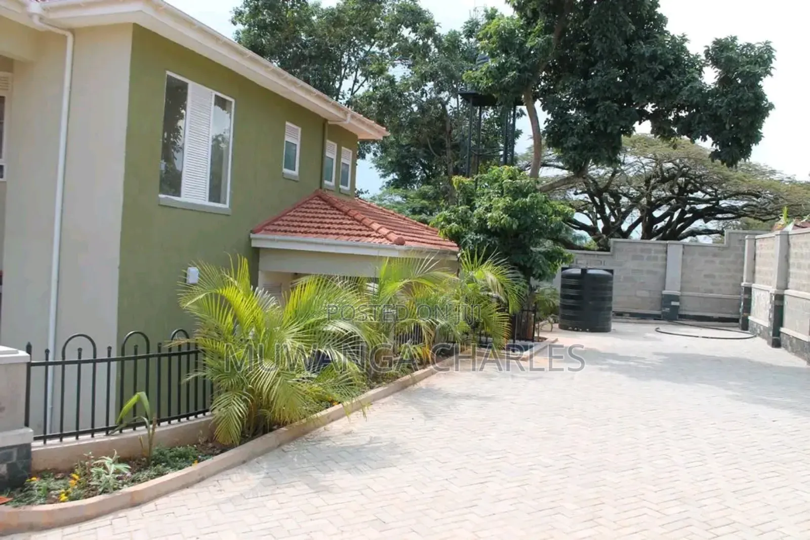 4bdrm Duplex in Fs Properties Ltd, Central Division for rent in Central Division