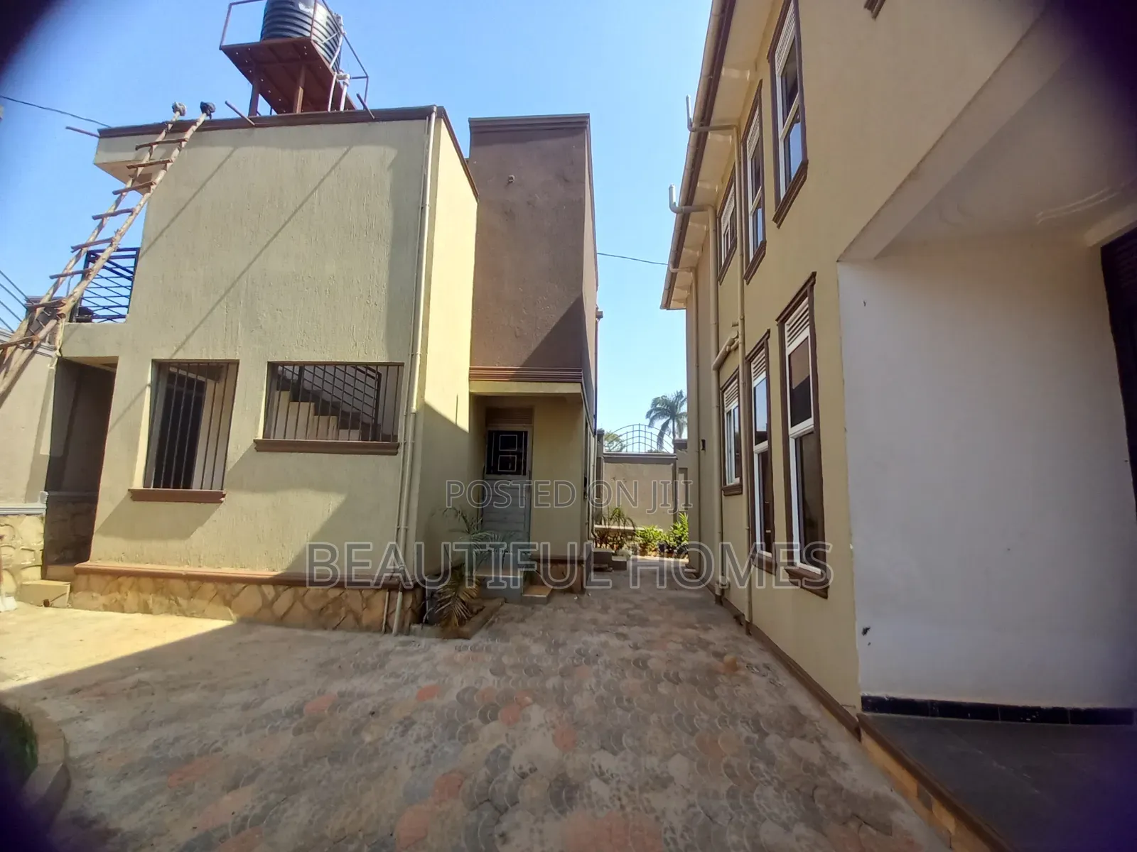 Furnished 5bdrm Mansion in Kira Town, Central Division for sale in Central Division