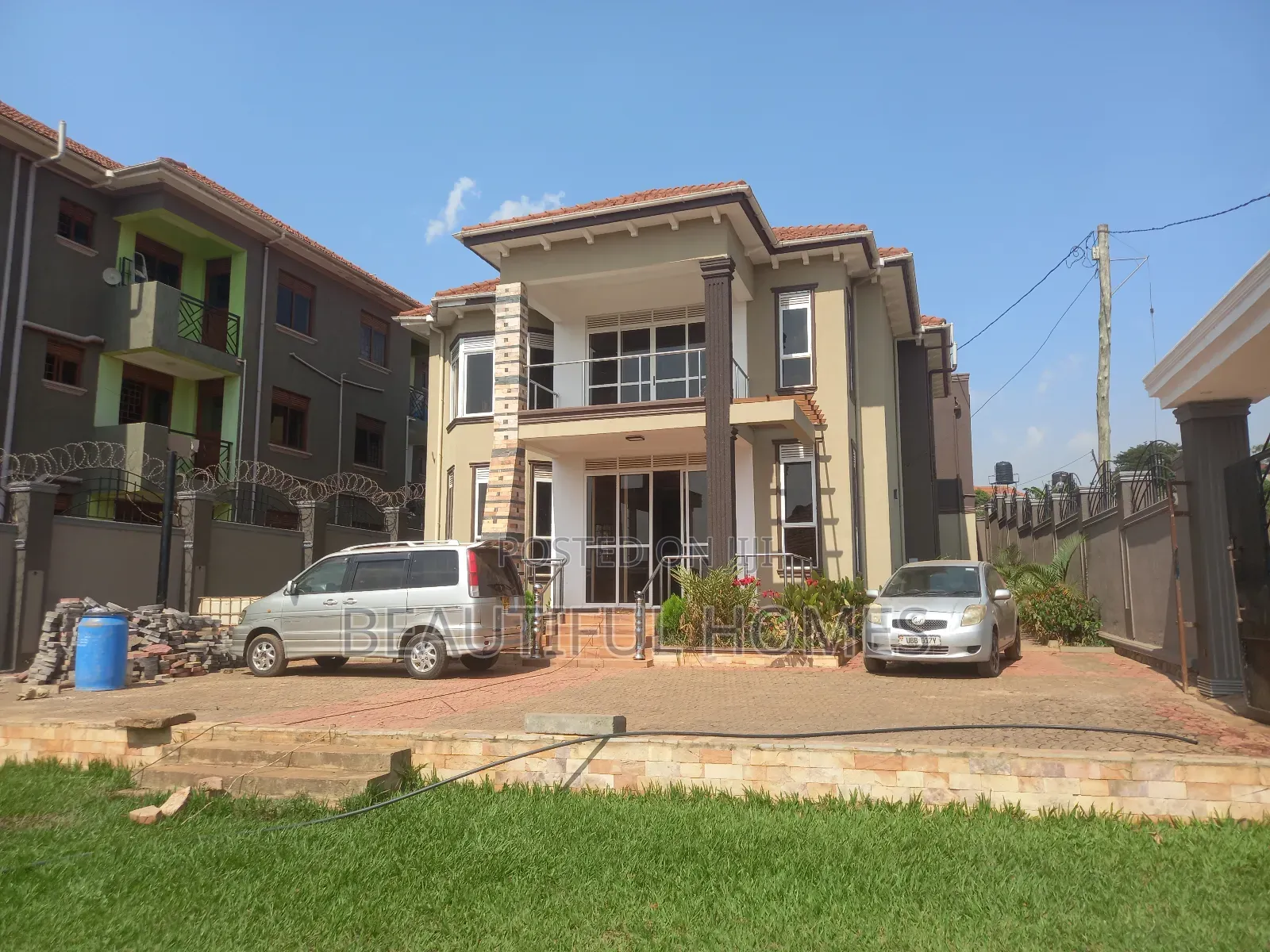 Furnished 5bdrm Duplex in Kira for sale in Kira