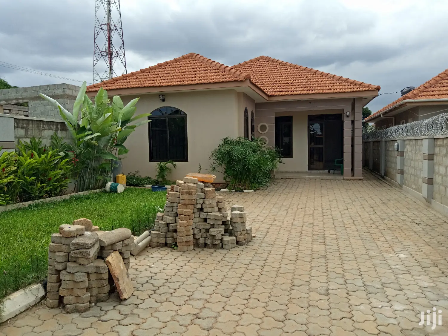 Najjera Executive Bungalow on Sell in Kampala