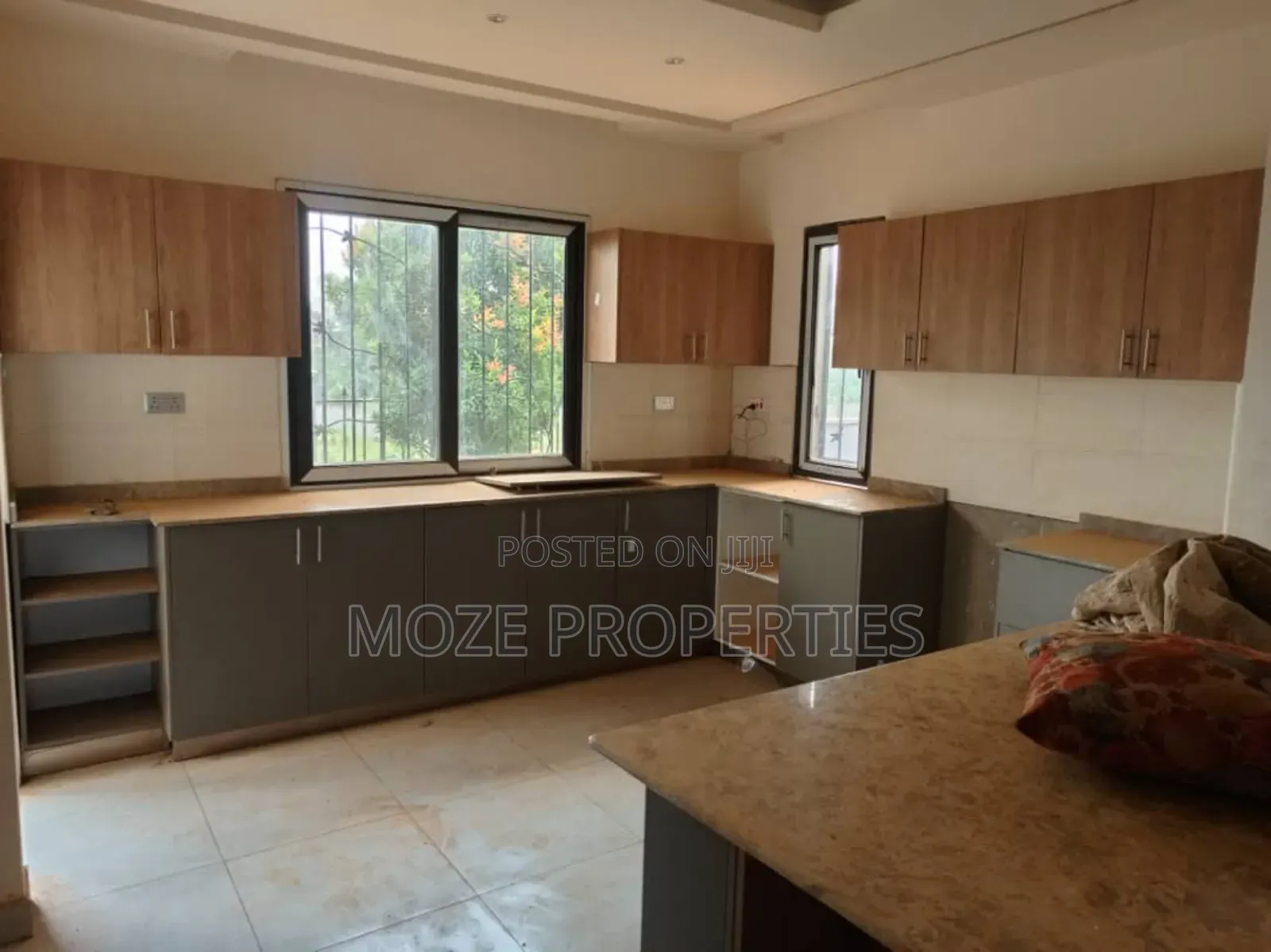 3bdrm Bungalow in Kira Bulindo, Central Division for rent in Central Division