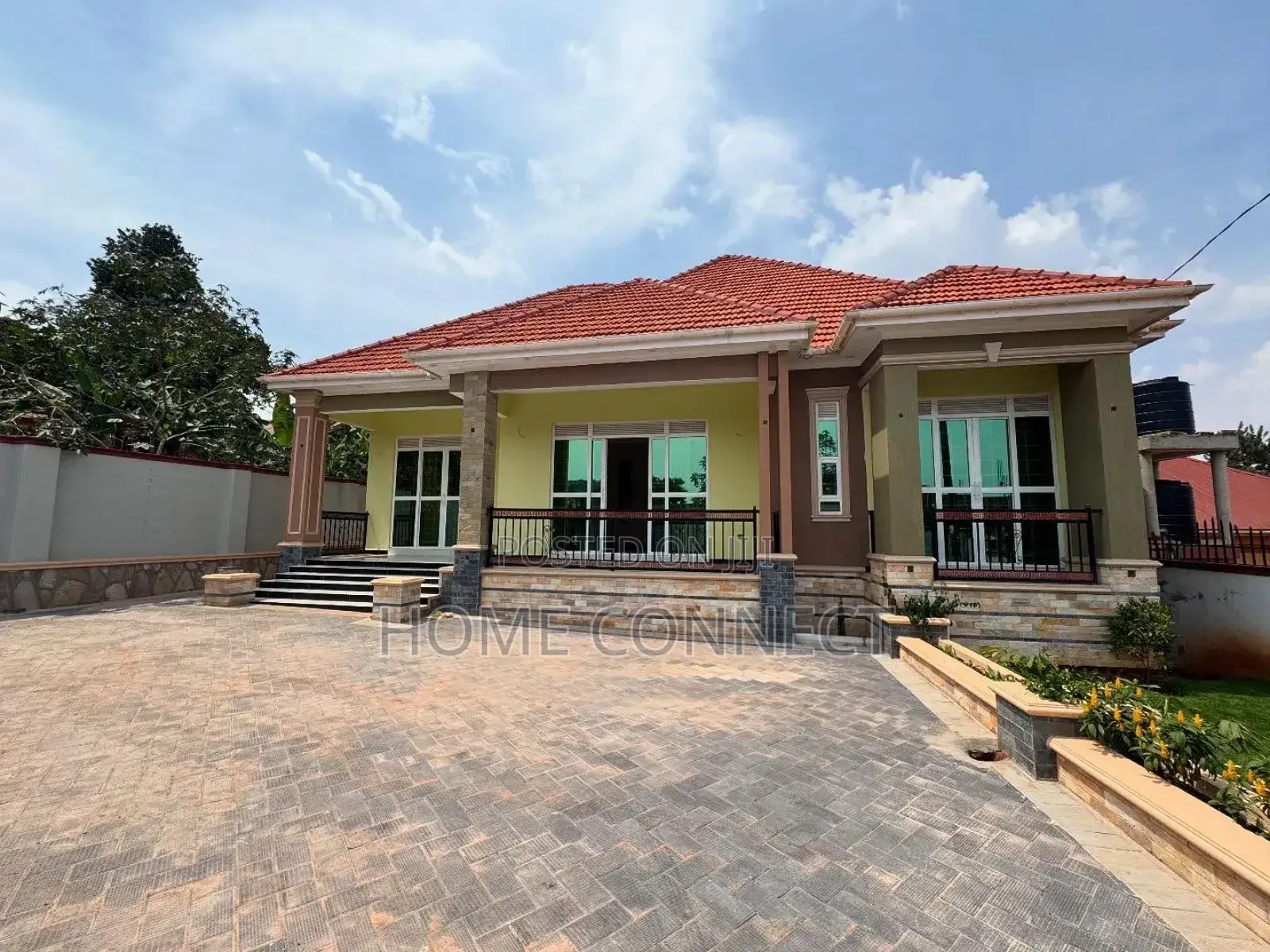 4bdrm Bungalow in Kira Mamerito Rd, Central Division for rent in Central Division