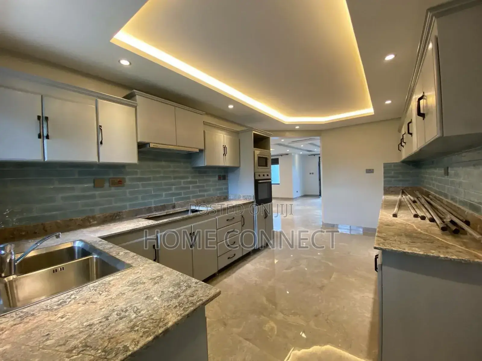 3bdrm Apartment in Kyambogo Road, Central Division for rent in Central Division