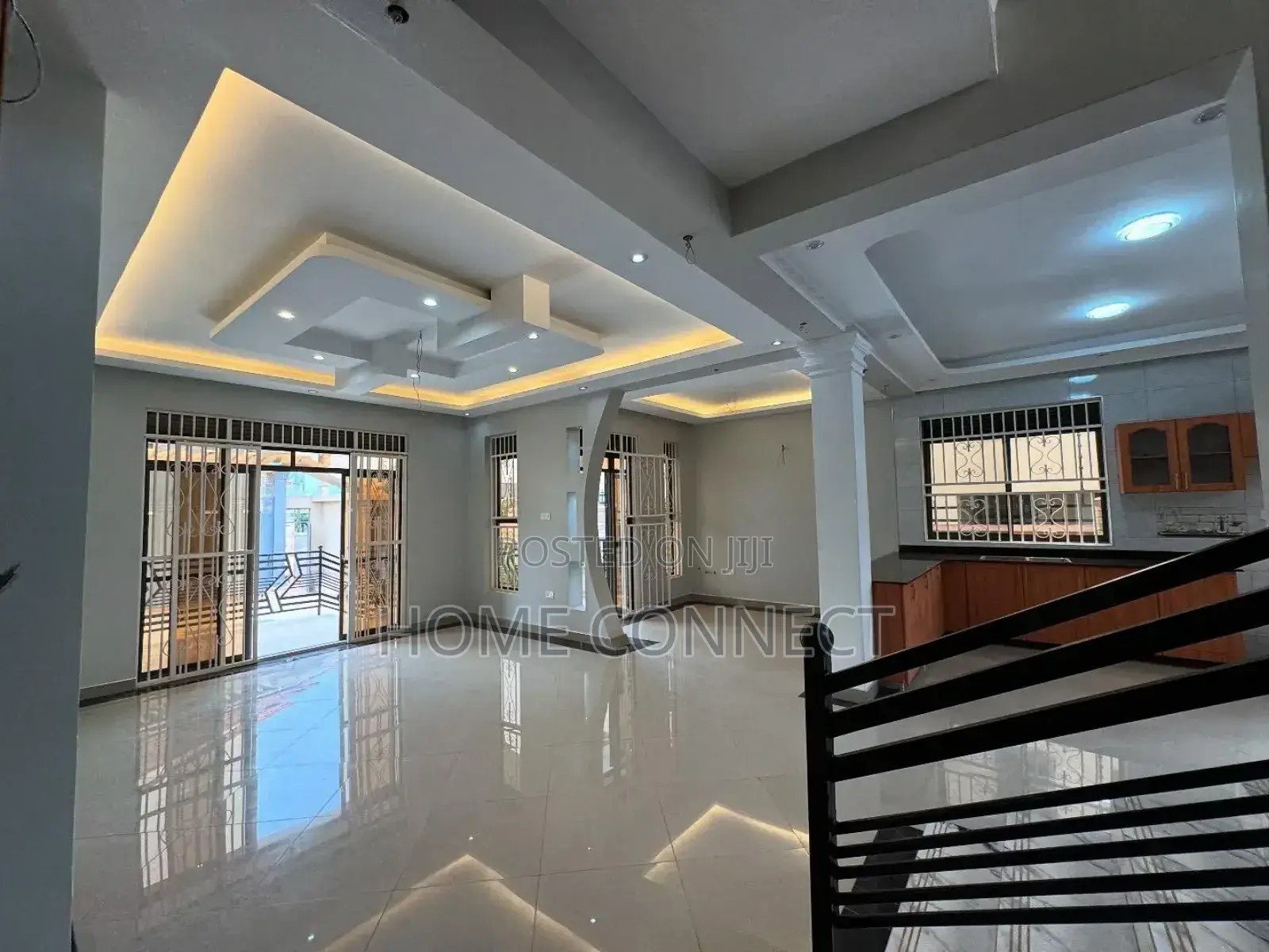 4bdrm Duplex in Bunga, Central Division for rent in Central Division