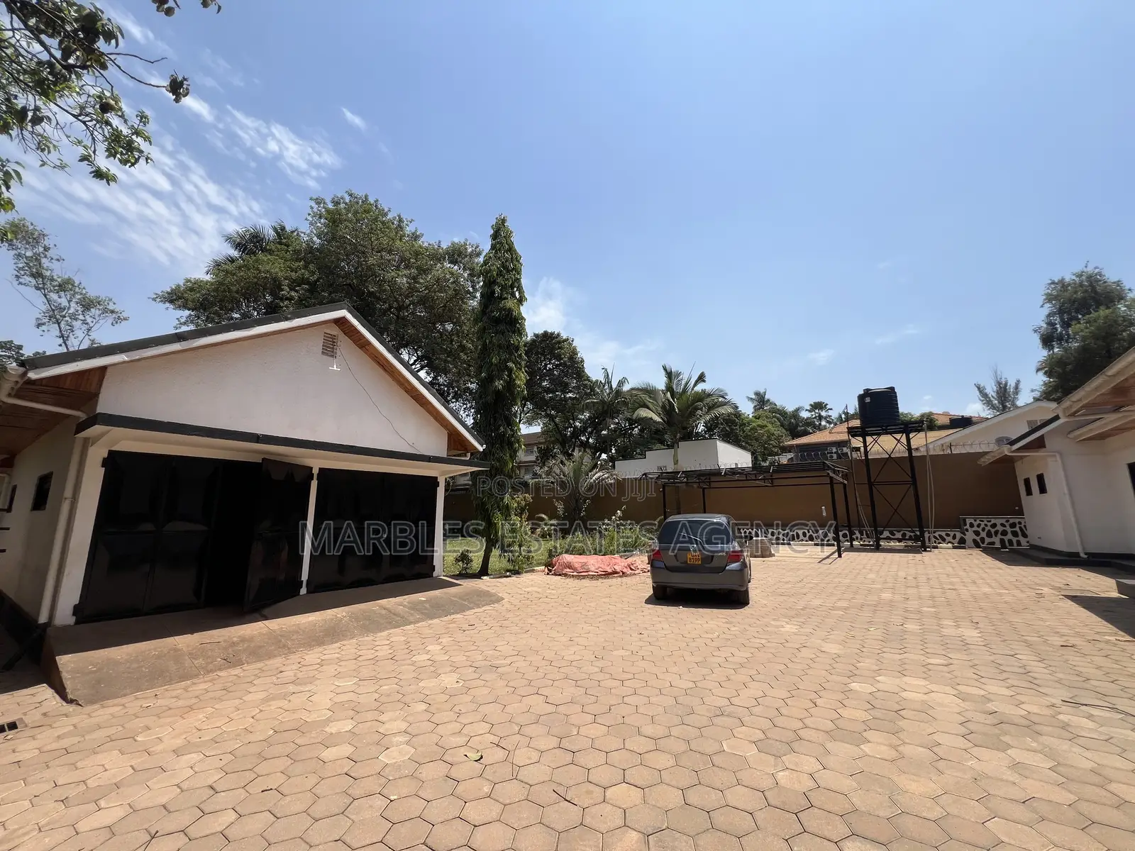 4bdrm House in Bugolobi, Central Division for rent in Central Division