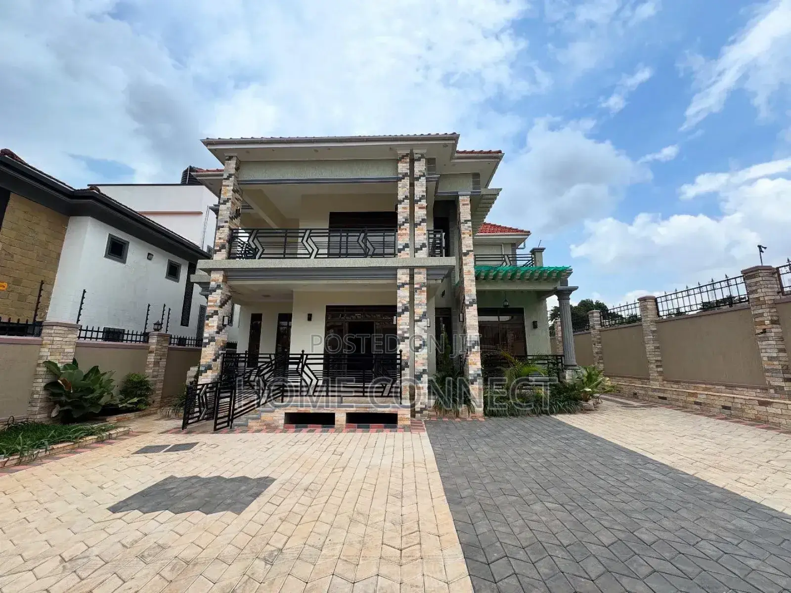 4bdrm Duplex in Bunga, Central Division for rent in Central Division