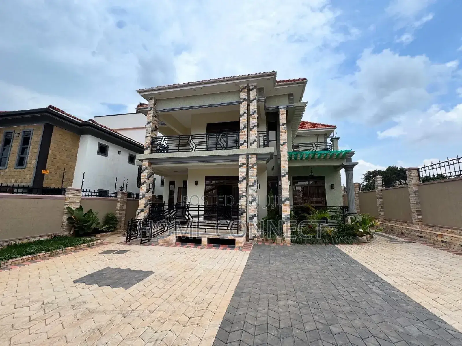 4bdrm Duplex in Bunga, Central Division for rent in Central Division