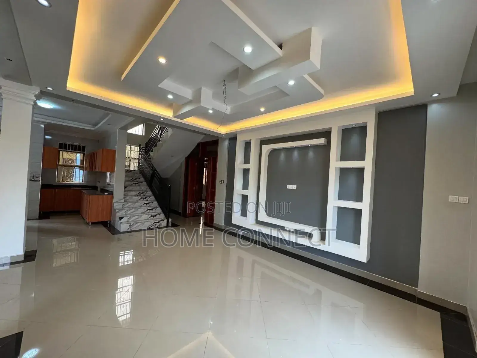 4bdrm Duplex in Bunga, Central Division for rent in Central Division