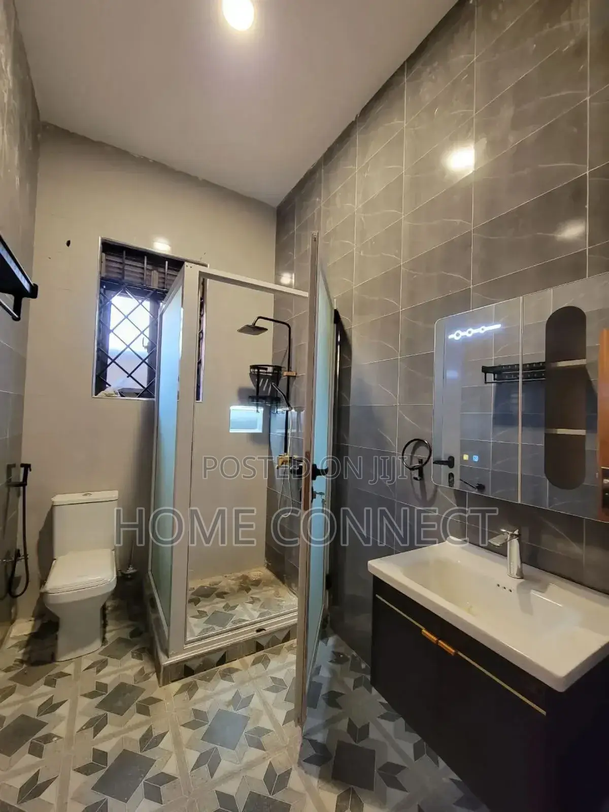4bdrm Apartment in Bwebajja Akright, Central Division for rent in Central Division