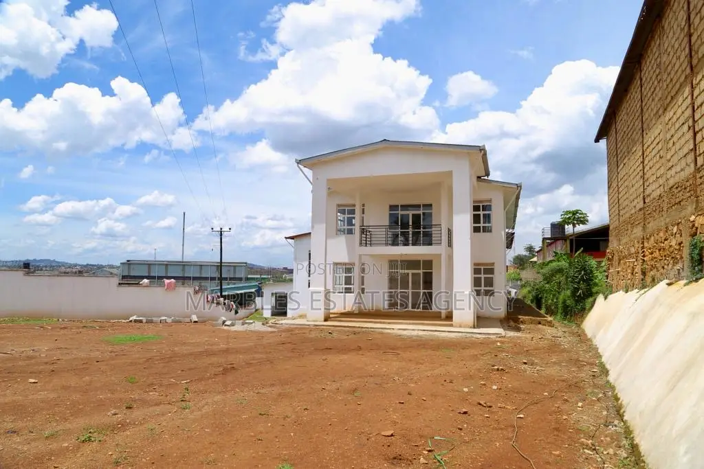 Warehouse for Sale in Namanve 1,350sqms in Central Division