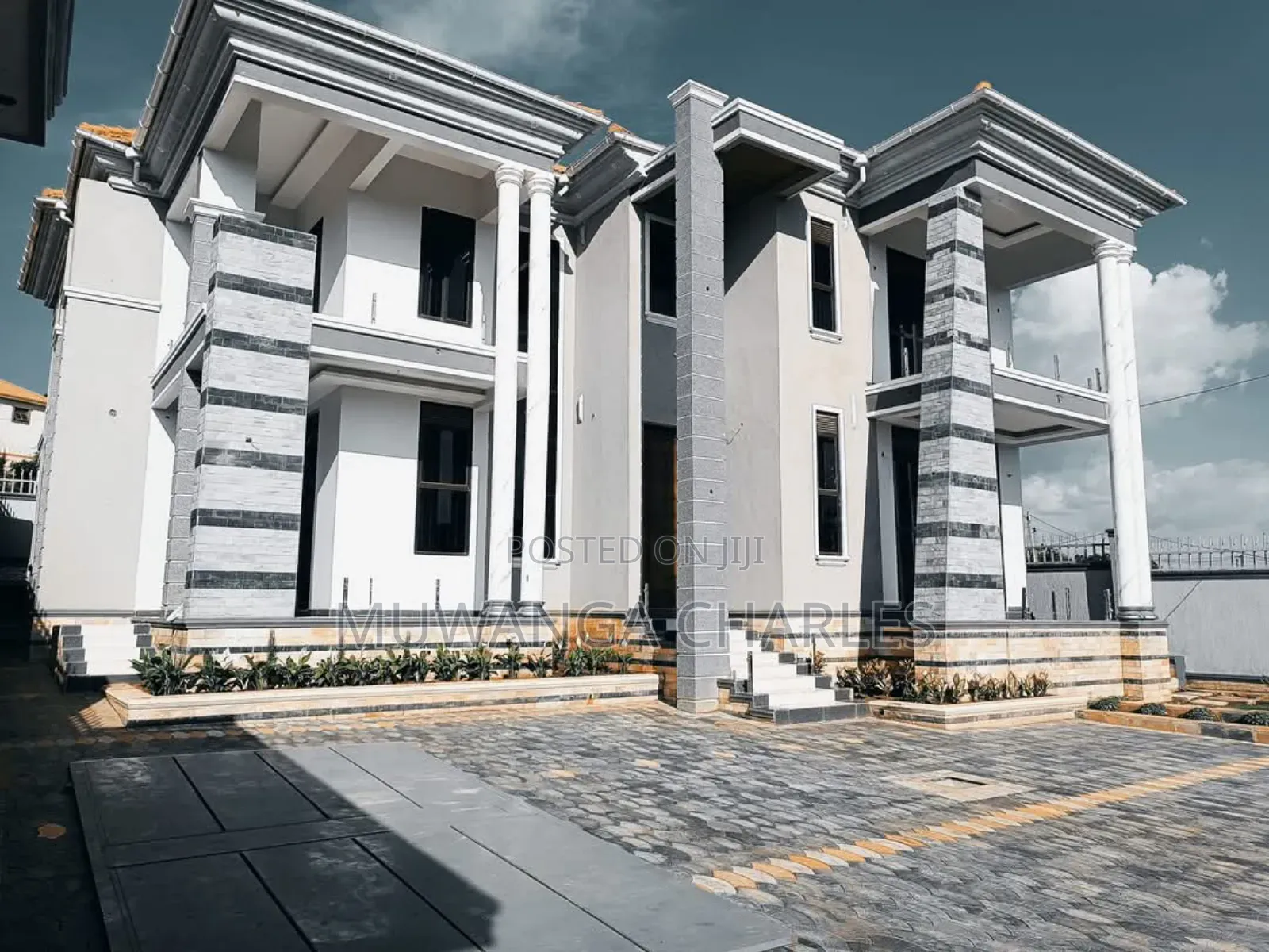 5bdrm Duplex in Fs Properties Ltd, Kira for sale in Kira