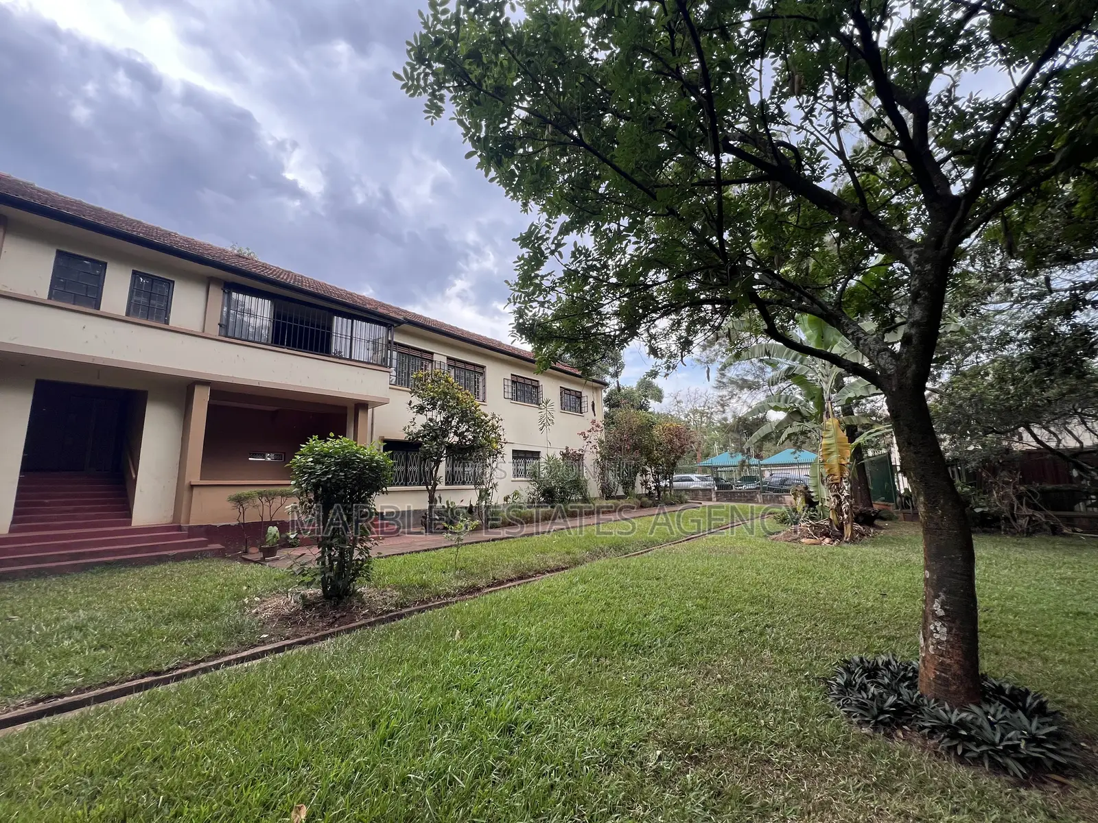 Office Space for Rent in Kololo 3 Rooms, at $1,600 Per Month in Central Division