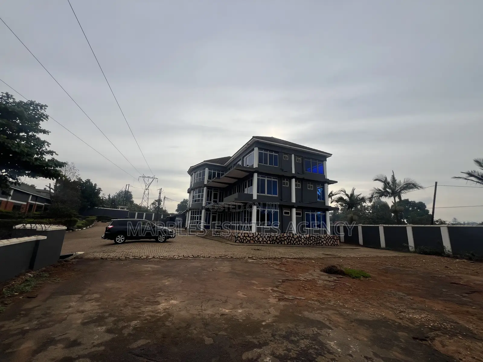 Office Space With Small Warehouse for Rent in Namanve in Central Division