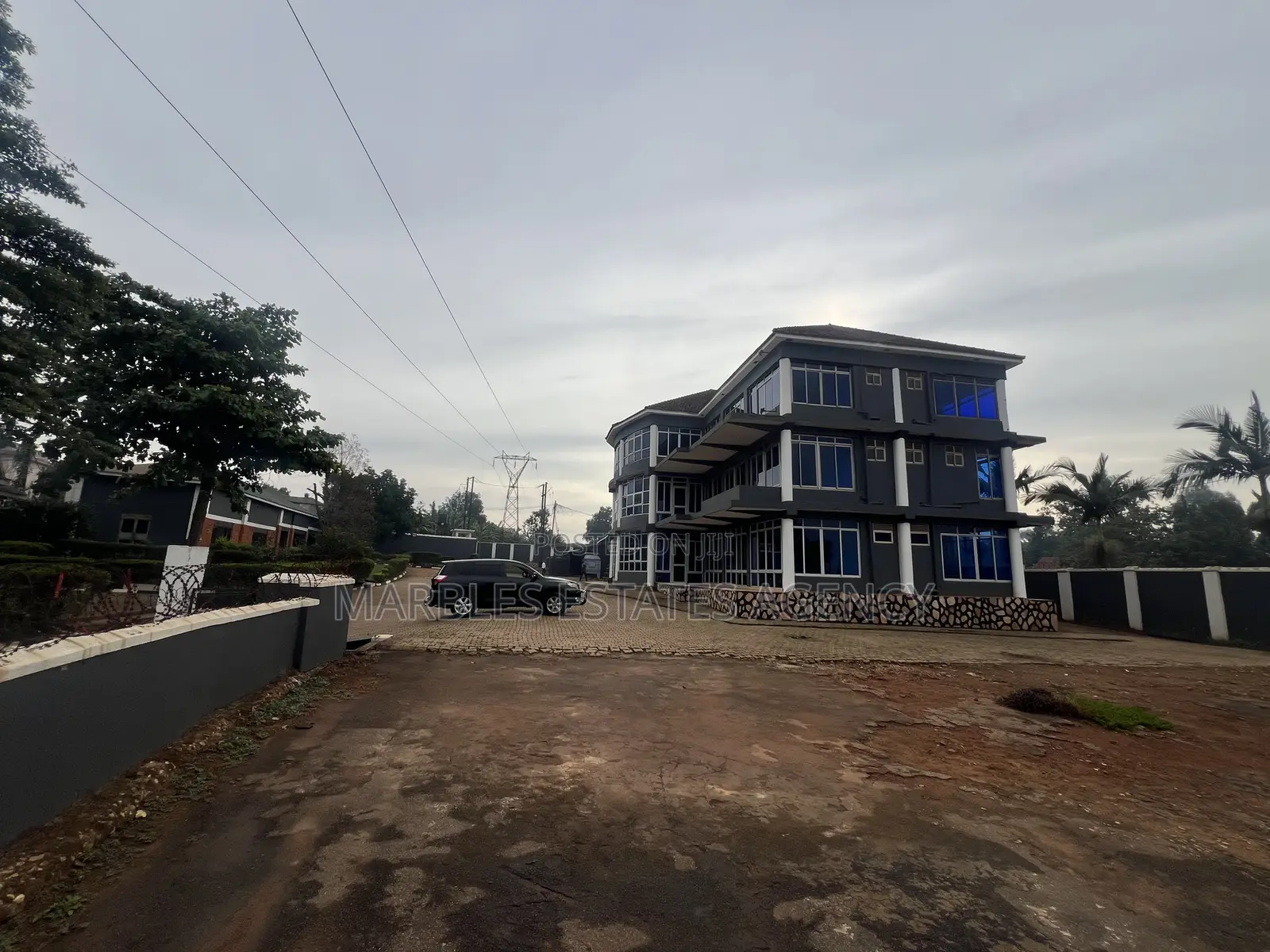 Office Space With Small Warehouse for Rent in Namanve in Central Division