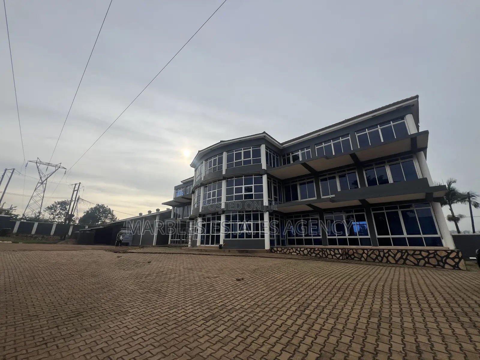 Office Space With Small Warehouse for Rent in Namanve in Central Division