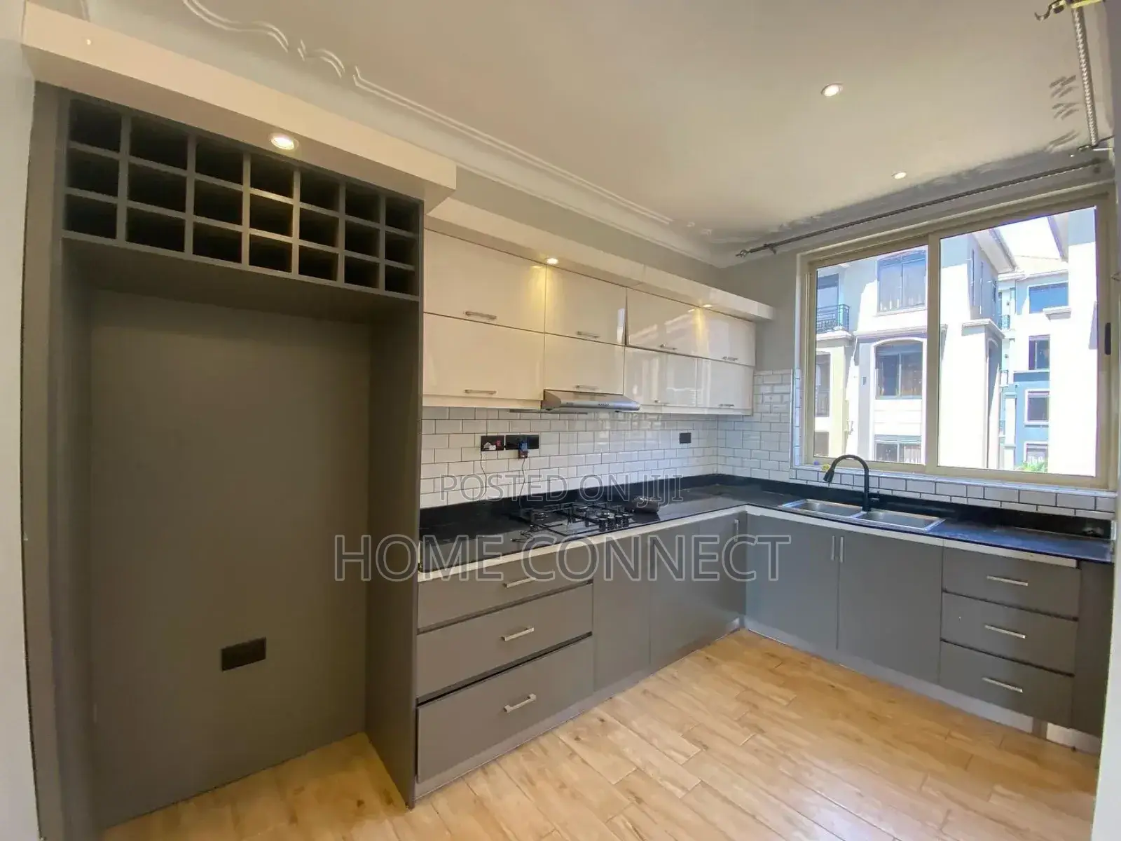 3bdrm Apartment in Kulambiro, Central Division for rent in Central Division