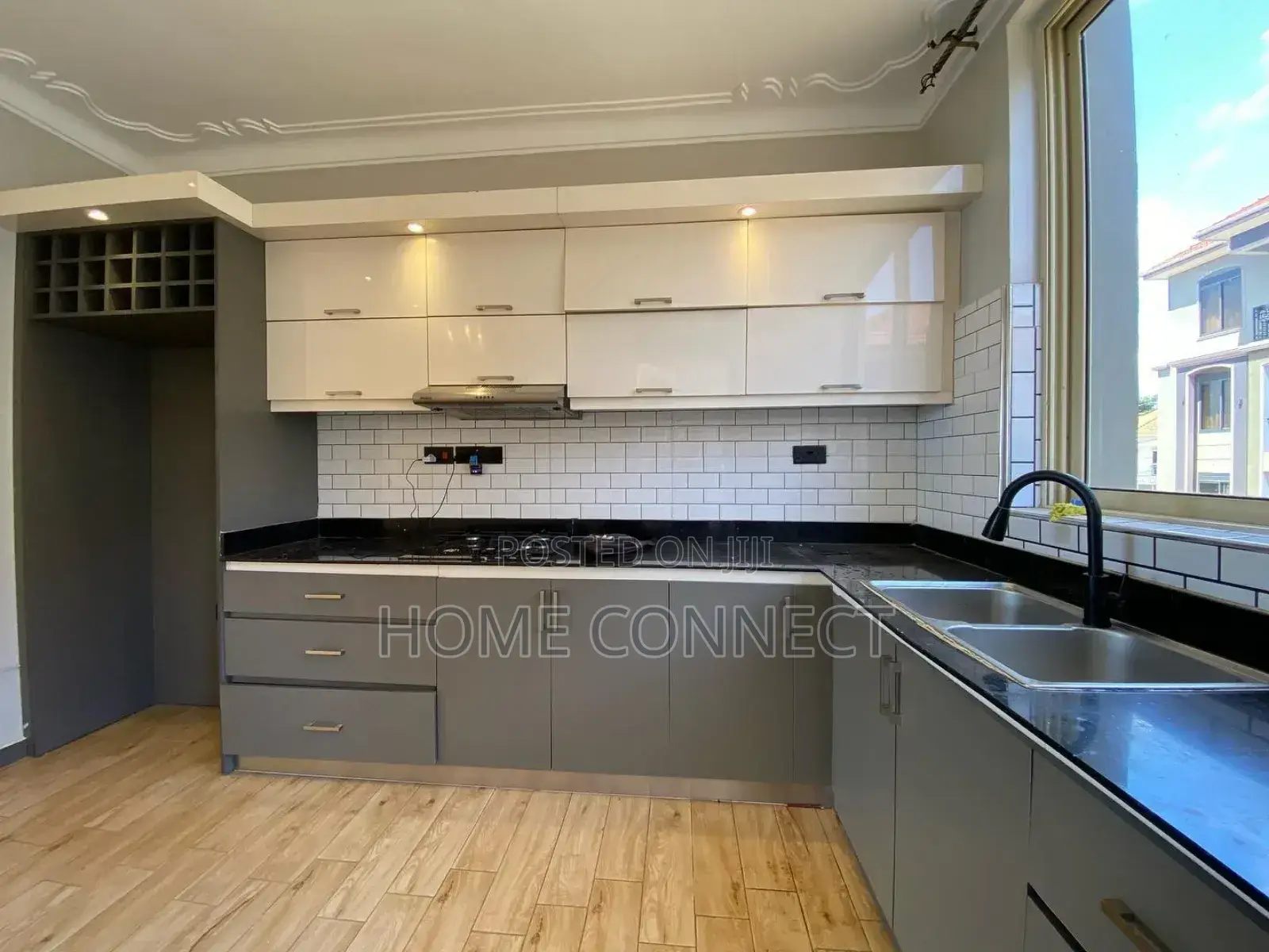 3bdrm Apartment in Kulambiro, Central Division for rent in Central Division