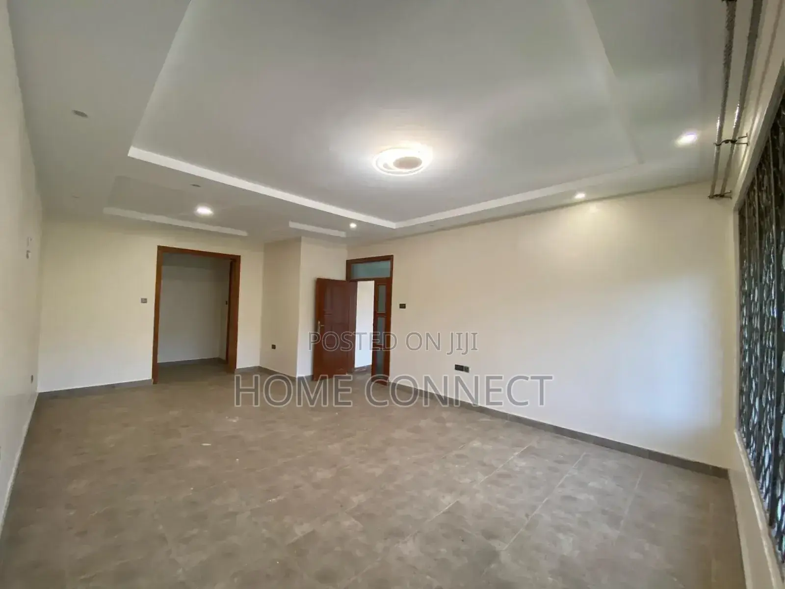 3bdrm Duplex in Kulambiro Ring Rd, Central Division for rent in Central Division