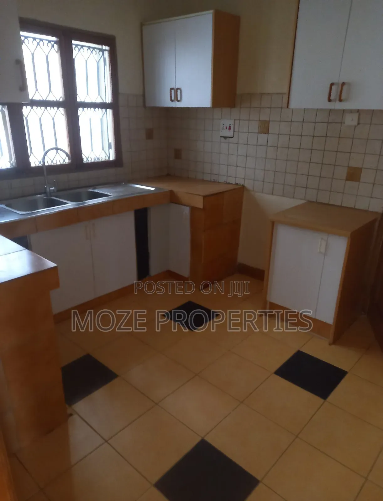 3bdrm Bungalow in Naalya, Central Division for rent in Central Division