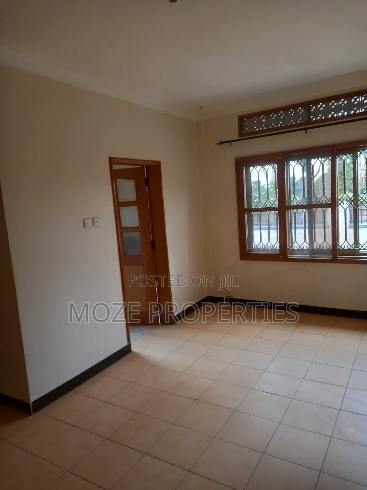 3bdrm Bungalow in Naalya, Central Division for rent in Central Division