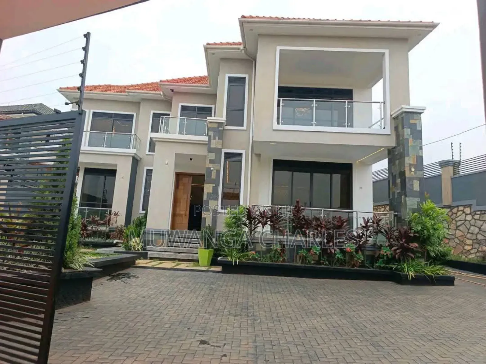 6bdrm Duplex in Fs Properties Ltd, Nakawa for sale in Nakawa
